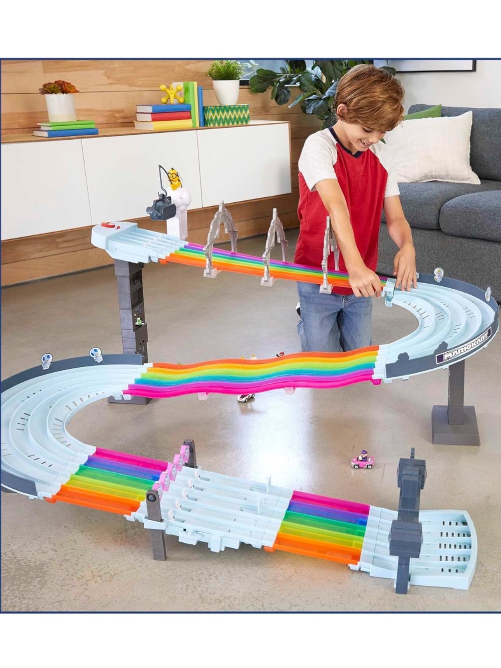 Hot Wheels Mario Kart Rainbow Road Raceway 8-Foot Track Set